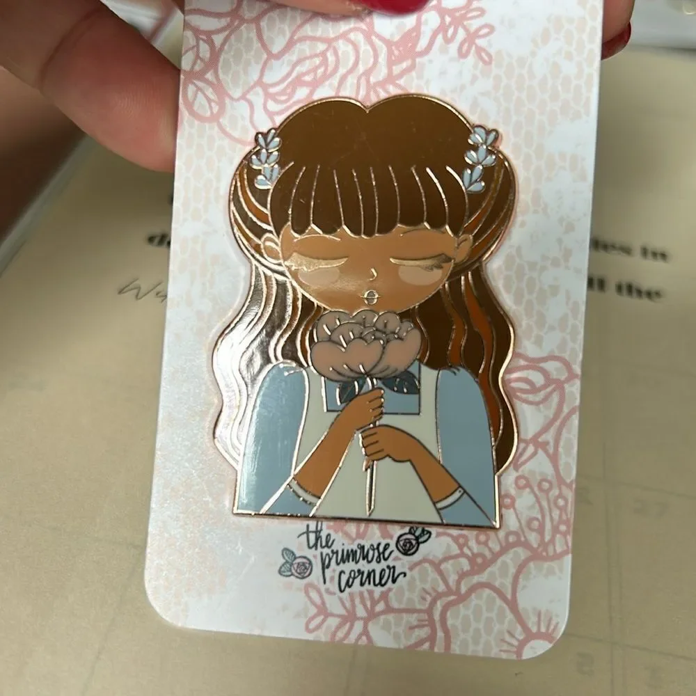 Enamel PiN NWT Primrose corner